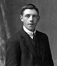 Angus Dunn, 1898-?